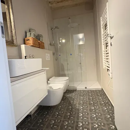 Bixio 1 Apartment *